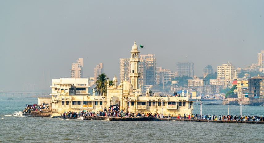 8. Haji Ali Dargah
